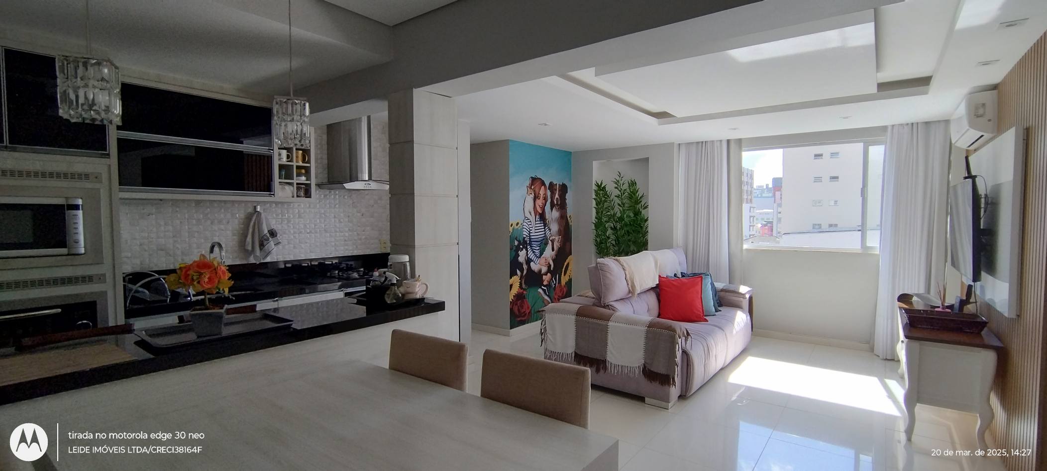 Imagem Apartamento com 2 Quartos à Venda, Locação ou Temporada, 72 metros em Centro - Florianópolis