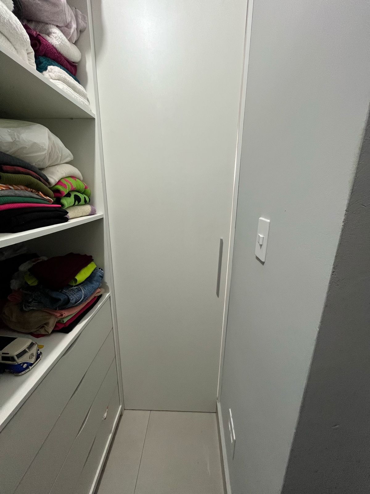 Imagem Casa de Condomínio com 2 Quartos à Venda, 85 m² em Eugênio de Mello - São José dos Campos