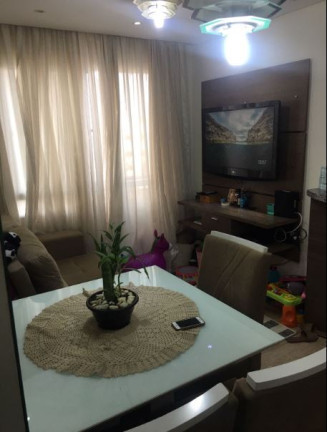 Apartamento com 2 Quartos à Venda,  em Canhema - Diadema