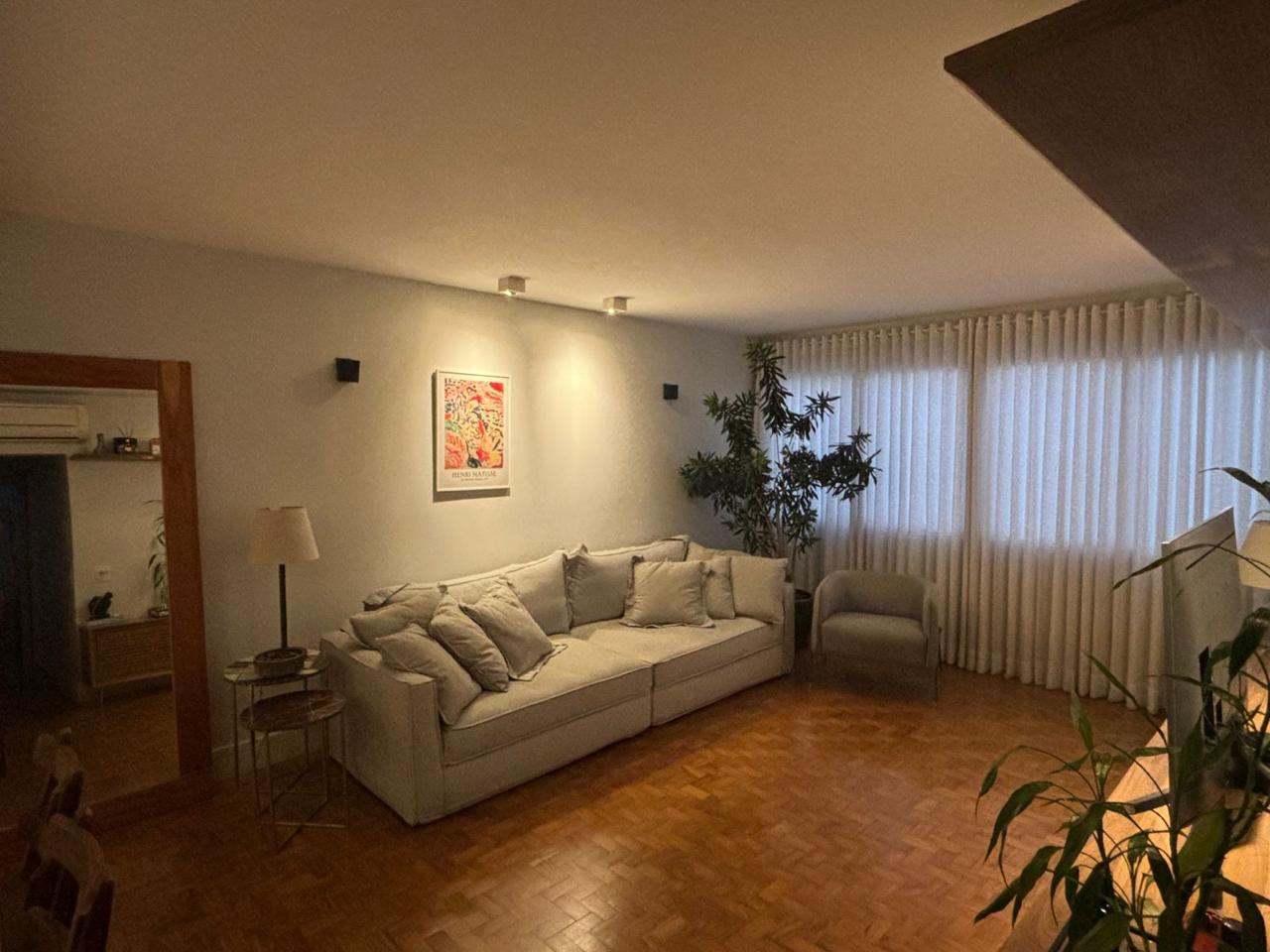 Imagem Apartamento com 2 Quartos à Venda, 100 m²em Jardim Paulista - São Paulo