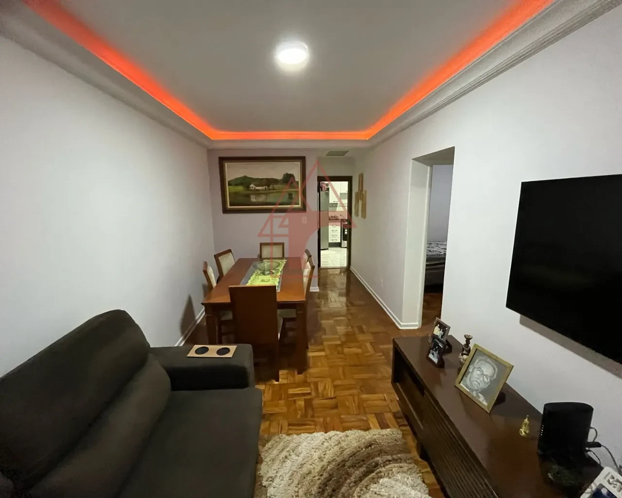 Imagem Apartamento com 2 Quartos à Venda, 69 m² em Encruzilhada - Santos