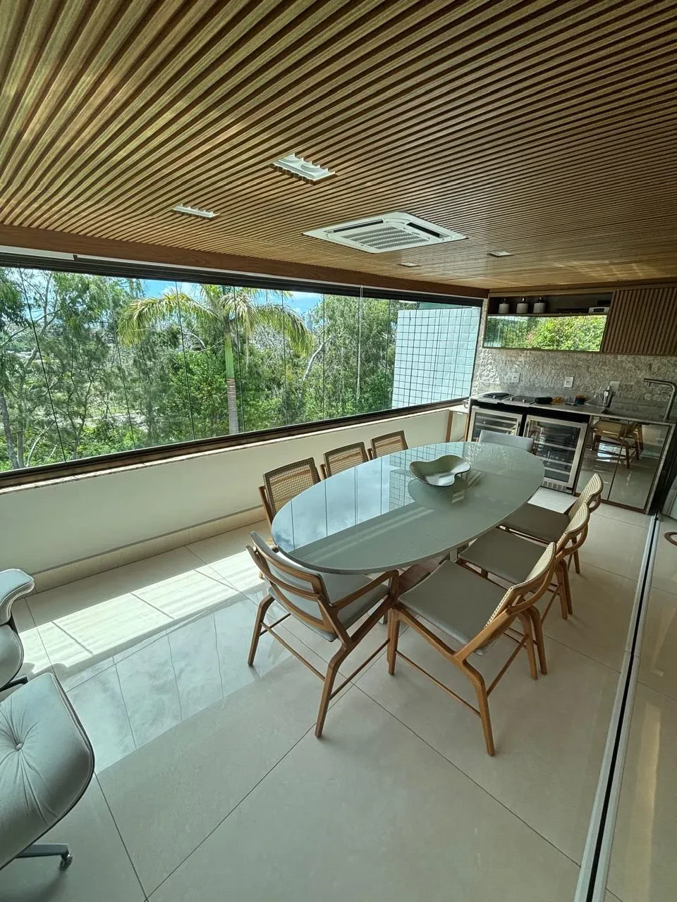 Imagem Apartamento com 4 Quartos à Venda, 200 m² em Macaxeira - Recife