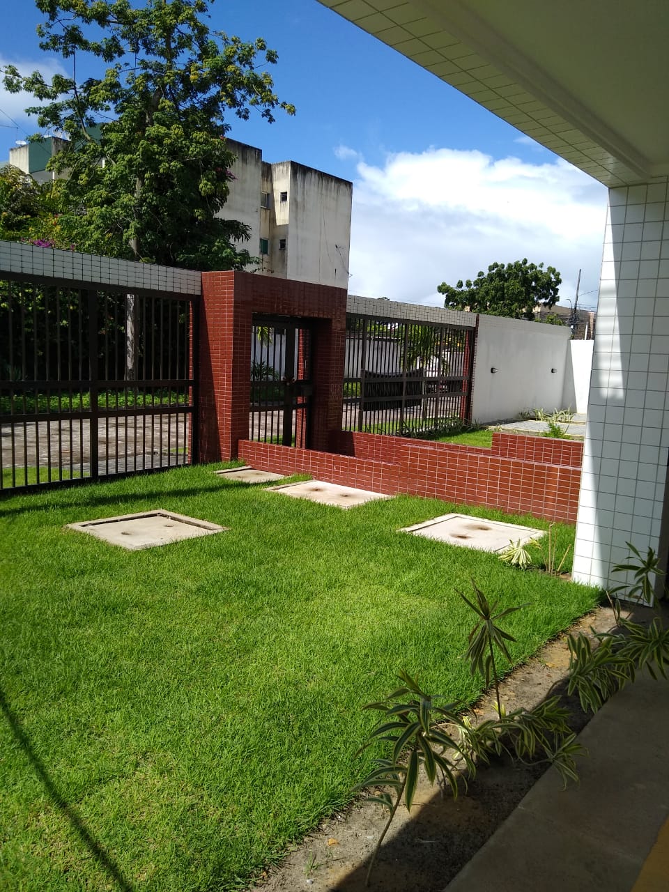 Imagem Apartamento com 2 Quartos à Venda, 52 m²em Candeias - Jaboatão dos Guararapes