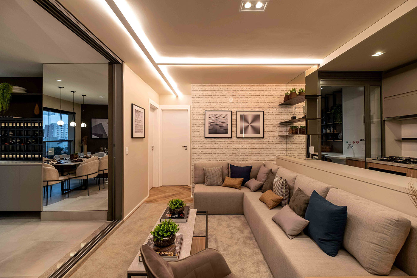 Imagem Apartamento com 2 Quartos à Venda, 76 m² em Jardim das Acácias - São Paulo