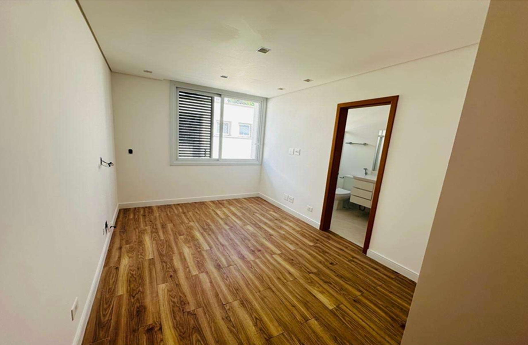 Imagem Casa de Condomínio com 4 Quartos à Venda, 365 m² em Jardim Petrópolis - São Paulo