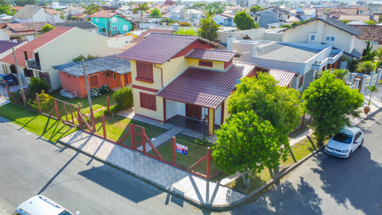 Casa com 3 Quartos à Venda, 150 m² em zona nova - Tramandaí