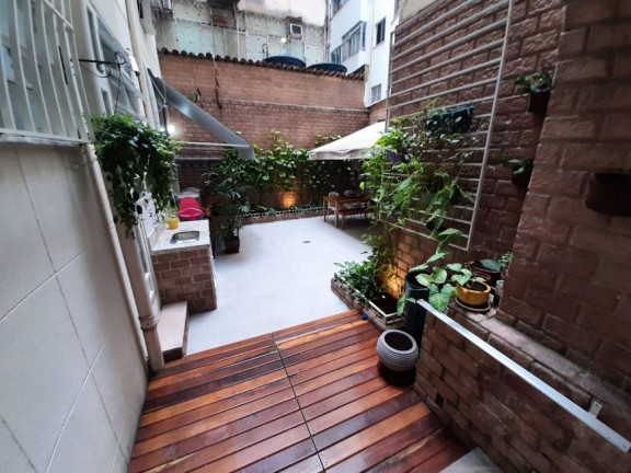 Imagem Apartamento com 2 Quartos à Venda, 107 m²em Copacabana - Rio de Janeiro