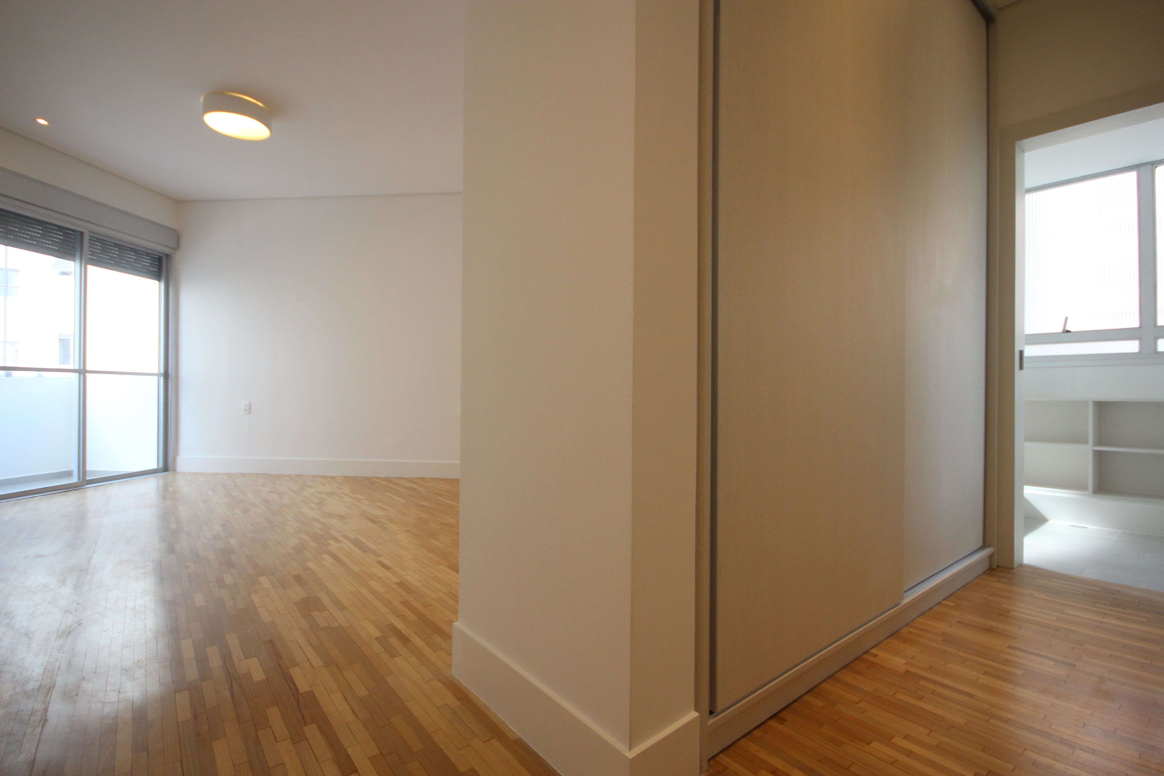 Imagem Apartamento com 3 Quartos à Venda, 244 m² em Vila Uberabinha - São Paulo