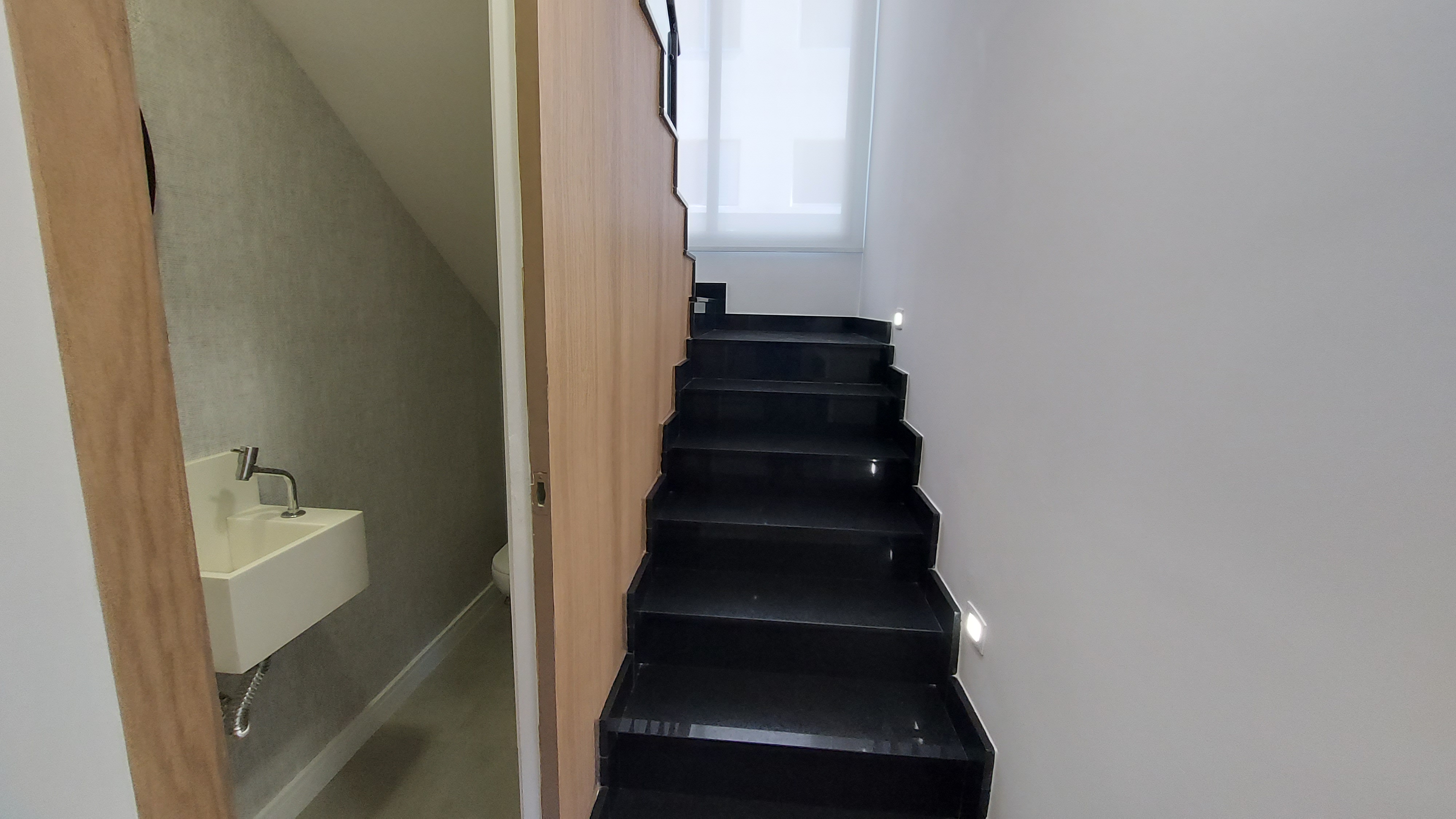 Imagem Casa de Condomínio com 3 Quartos à Venda, 145 m²em Vila Monte Alegre - São Paulo