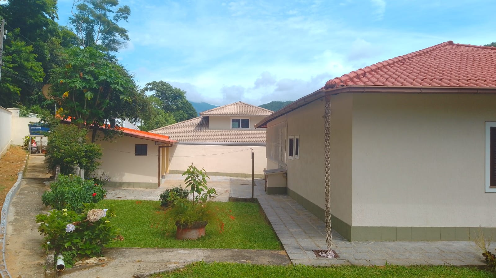 Imagem Casa de Condomínio com 3 Quartos à Venda, 277 m² em Prata - Teresópolis