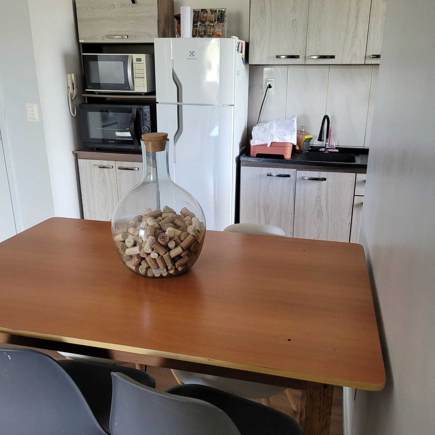 Imagem Apartamento com 2 Quartos à Venda, 55 m²em Espinheiros - Itajaí