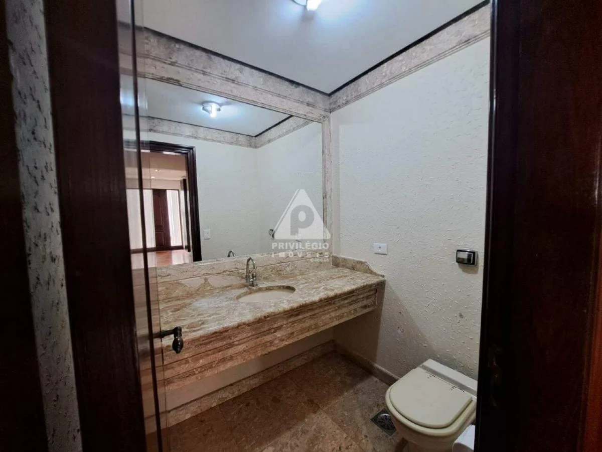Imagem Casa de Condomínio com 4 Quartos à Venda, 2 m²em Barra da Tijuca - Rio de Janeiro