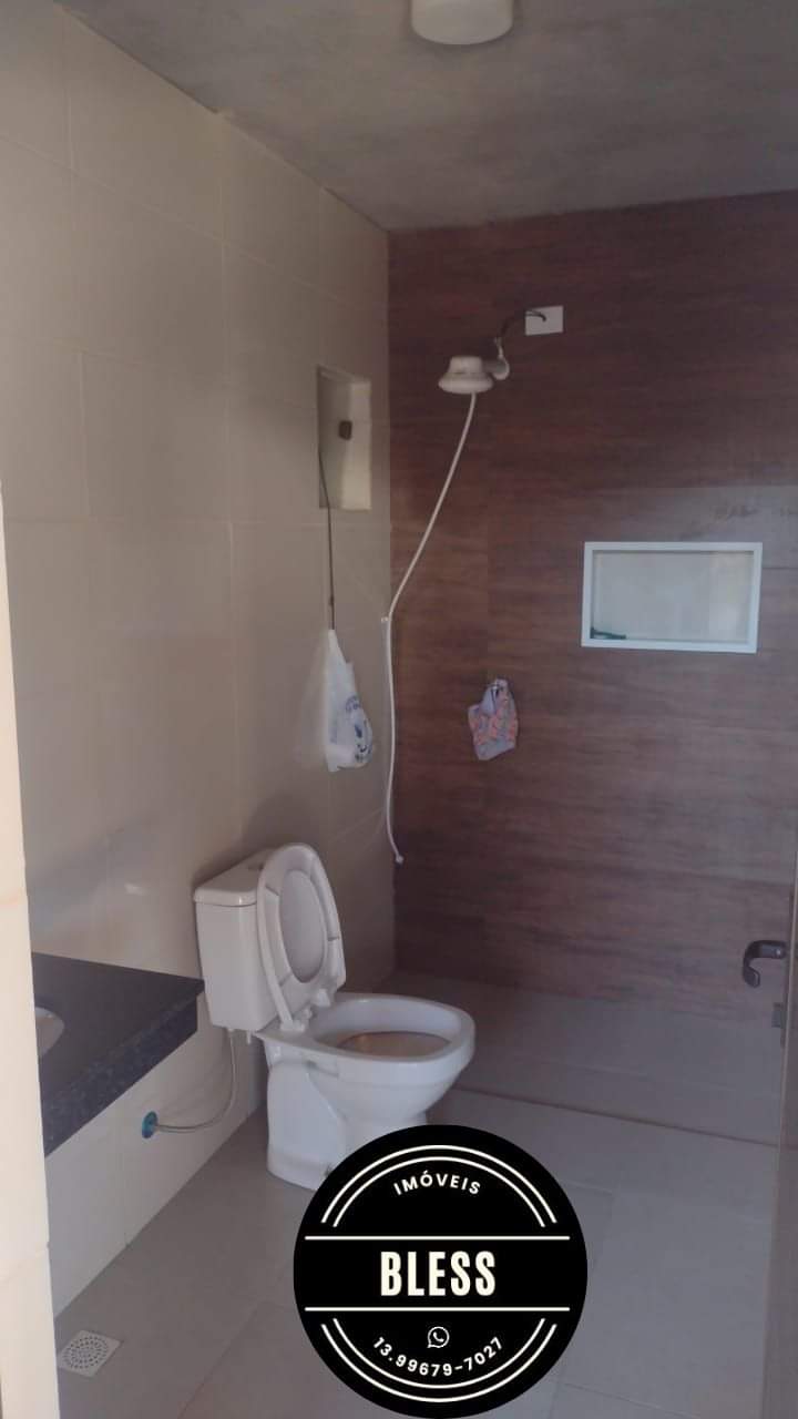 Imagem Casa com 2 Quartos à Venda, 60 m²em Peruíbe - Peruíbe