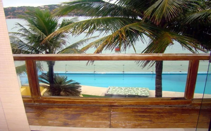 Imagem Casa com 6 Quartos à Venda, 800 m² em Ferradura - Armação dos Búzios