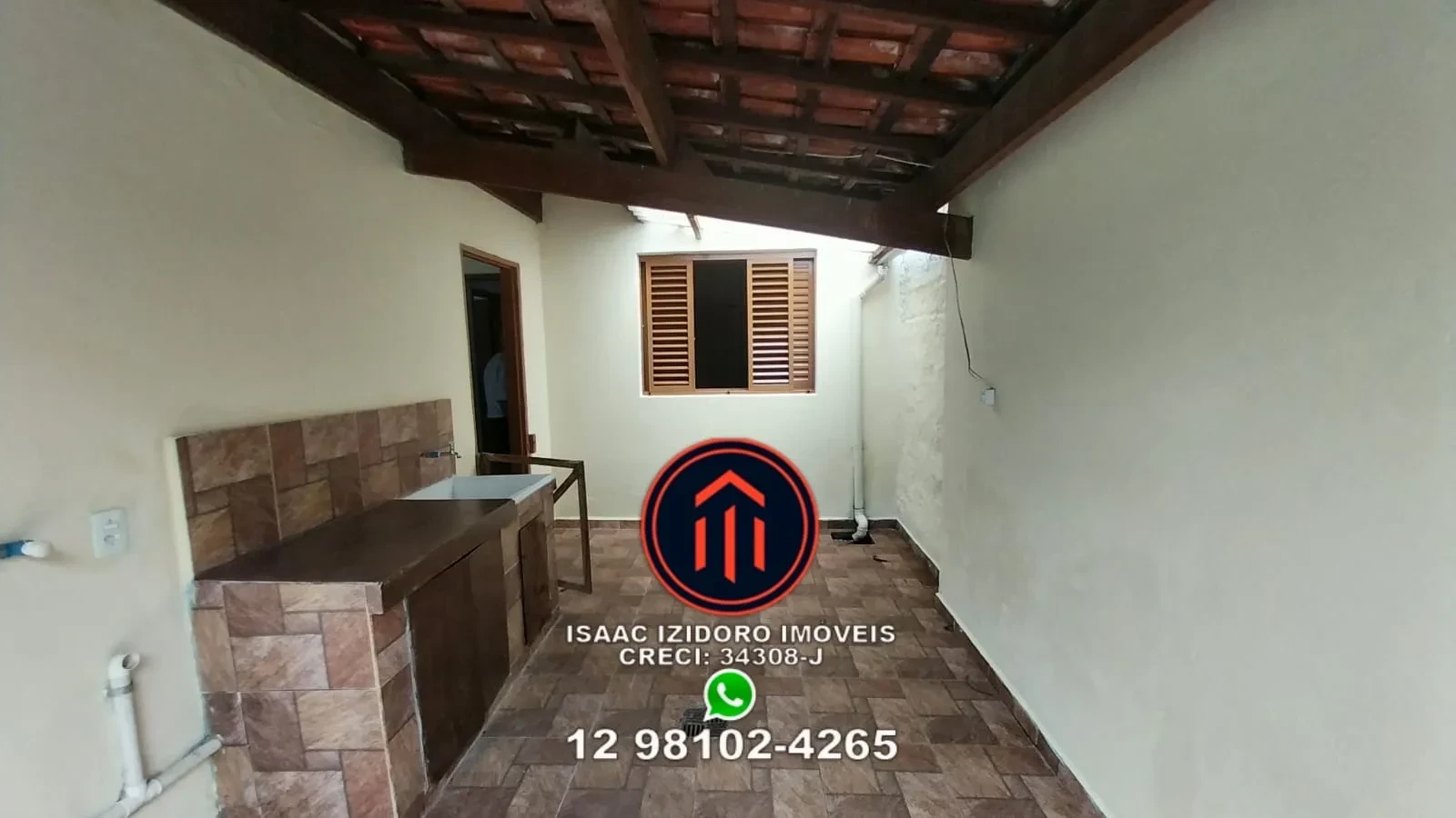 Imagem Casa com 3 Quartos à Venda, 300 m² em Jardim Ícaro - Guaratinguetá