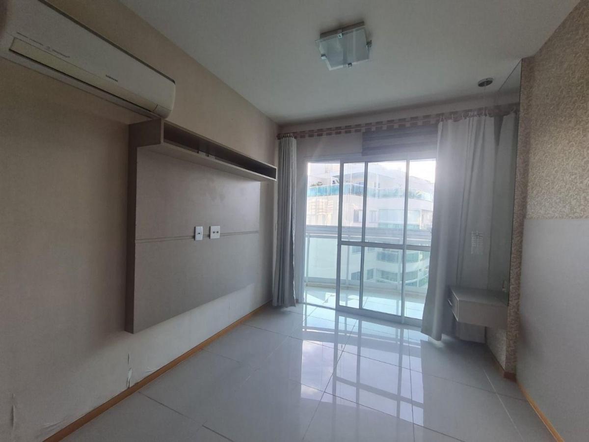 Imagem Apartamento com 3 Quartos à Venda, 105 m²em Camboinhas - Niterói