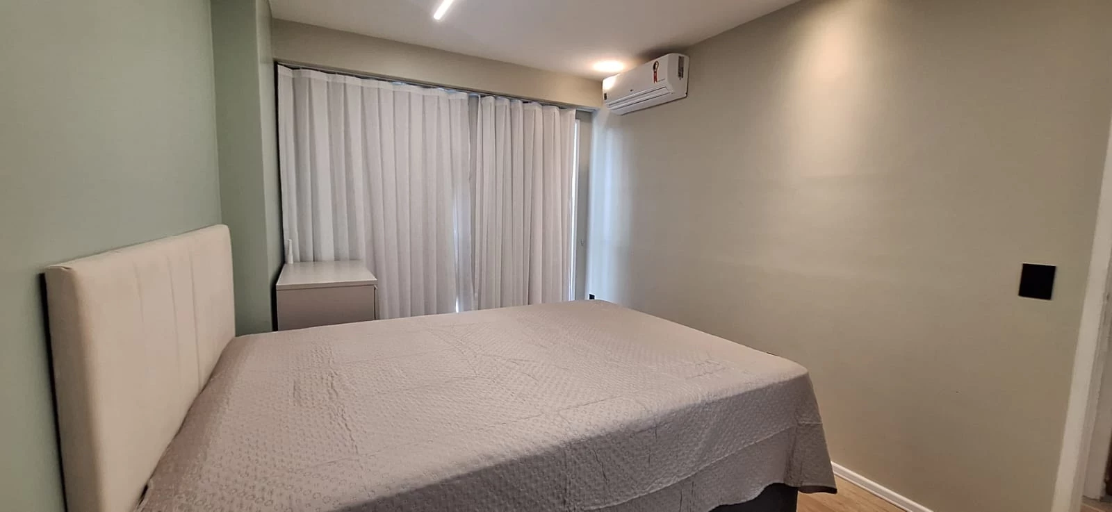 Imagem Apartamento com 2 Quartos à Venda, 62 m² em Meireles - Fortaleza