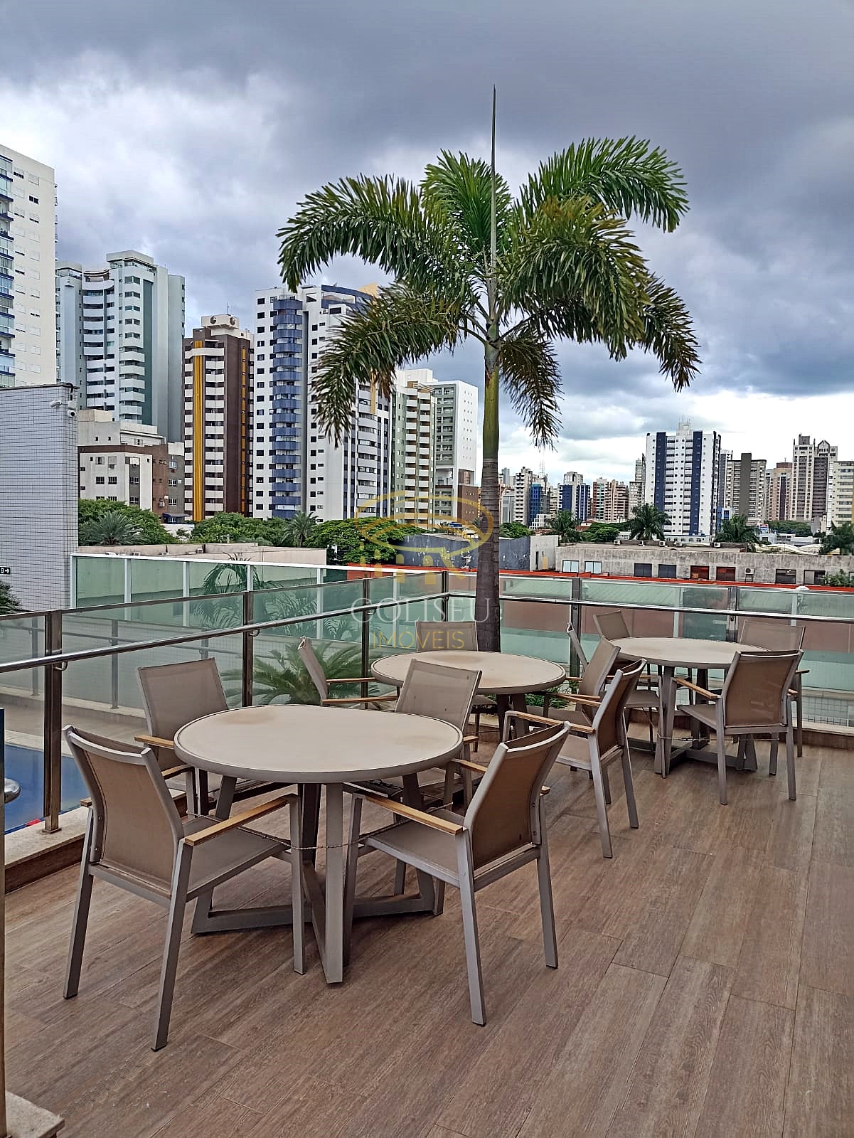Imagem Apartamento com 3 Quartos à Venda, 147 m²em Zona Armazém - Maringá