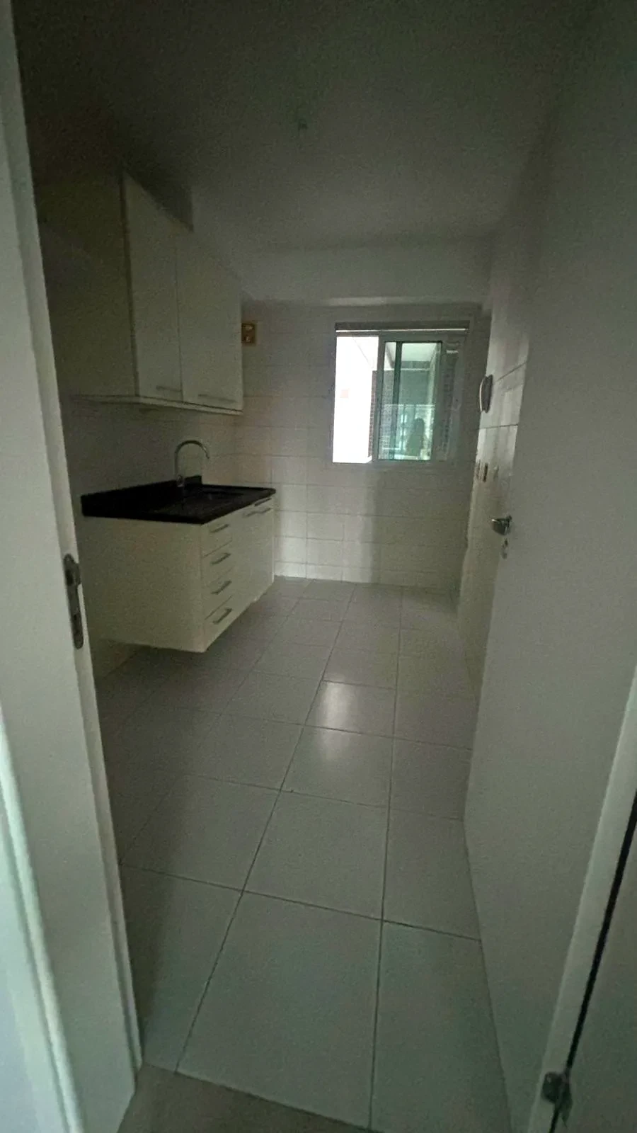 Imagem Apartamento com 4 Quartos à Venda ou Locação, 142 m² em Alphaville I - Salvador