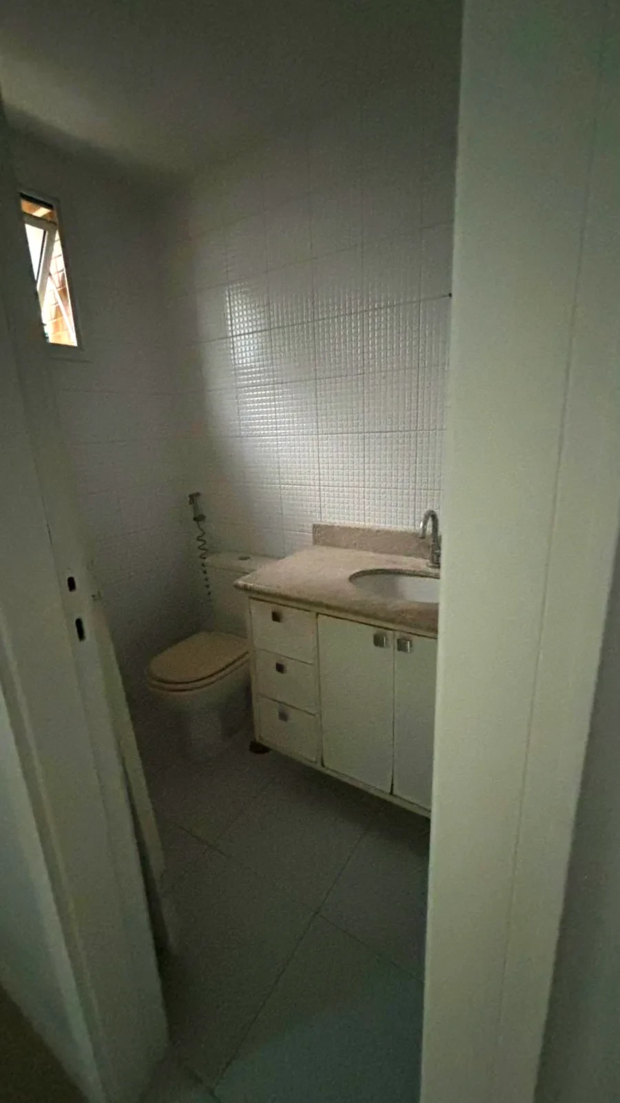 Imagem Apartamento com 4 Quartos à Venda ou Locação, 142 m² em Alphaville I - Salvador