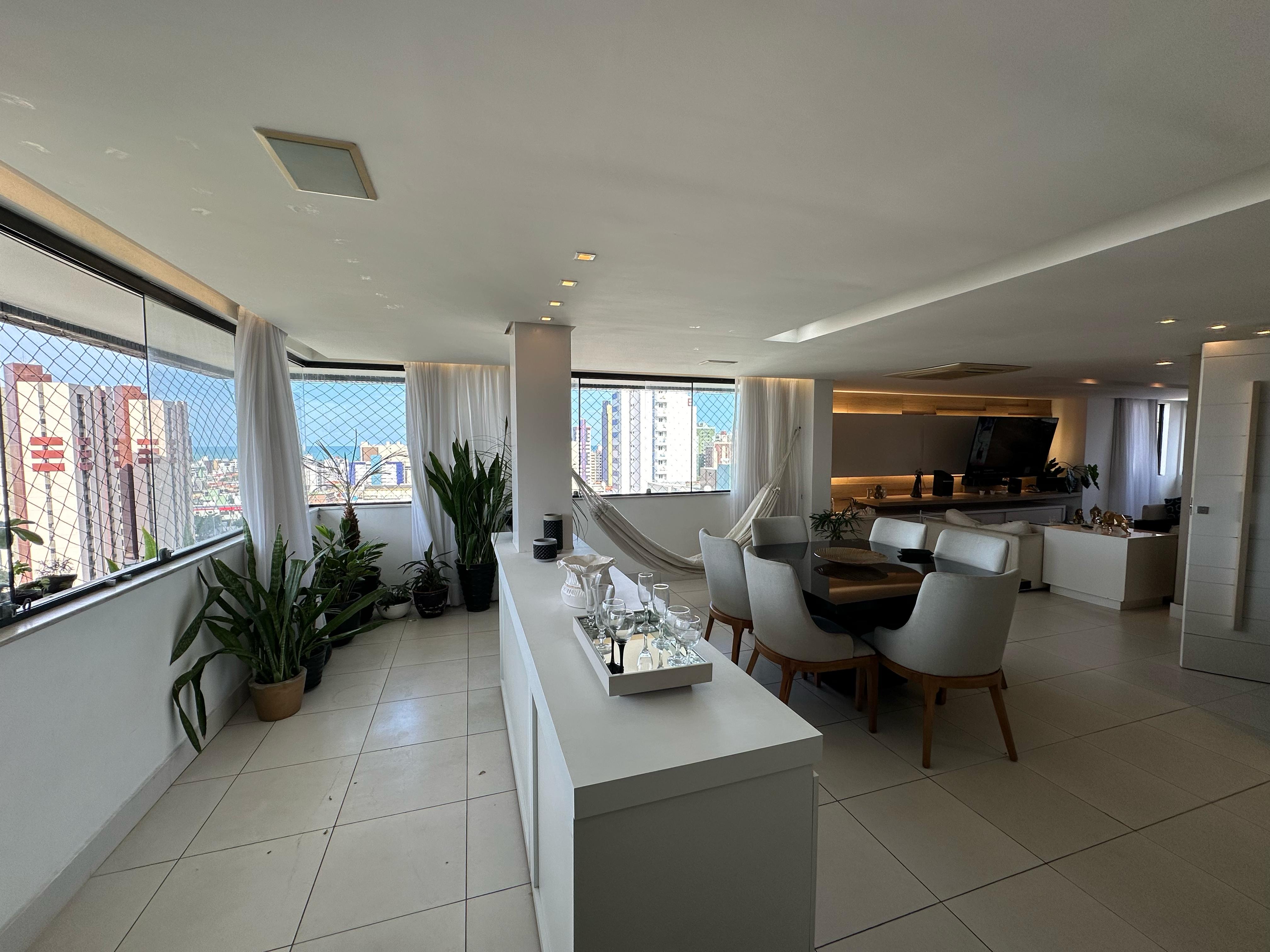 Imagem Apartamento com 4 Quartos à Venda, 225 m²em Manaíra - João Pessoa