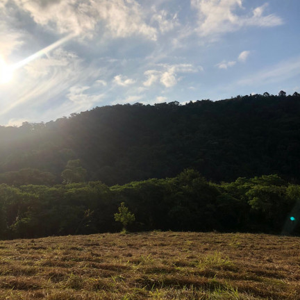 Terreno à Venda, 600 m² em itapeti - Guararema