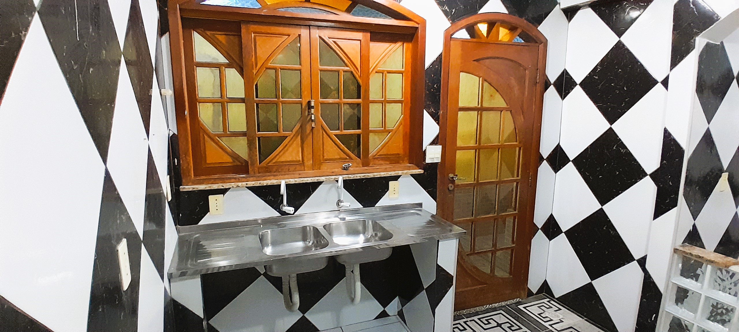 Foto do imóvel: Casa com 4 Quartos à Venda, 169 m² em Bangu - Rio de Janeiro