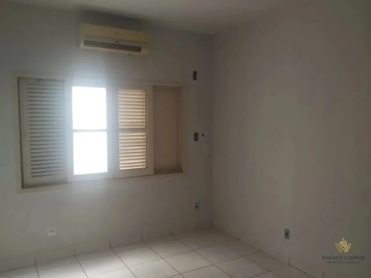 Imagem Casa com 4 Quartos para Alugar, 250 m² em Jardim das Américas - Cuiabá