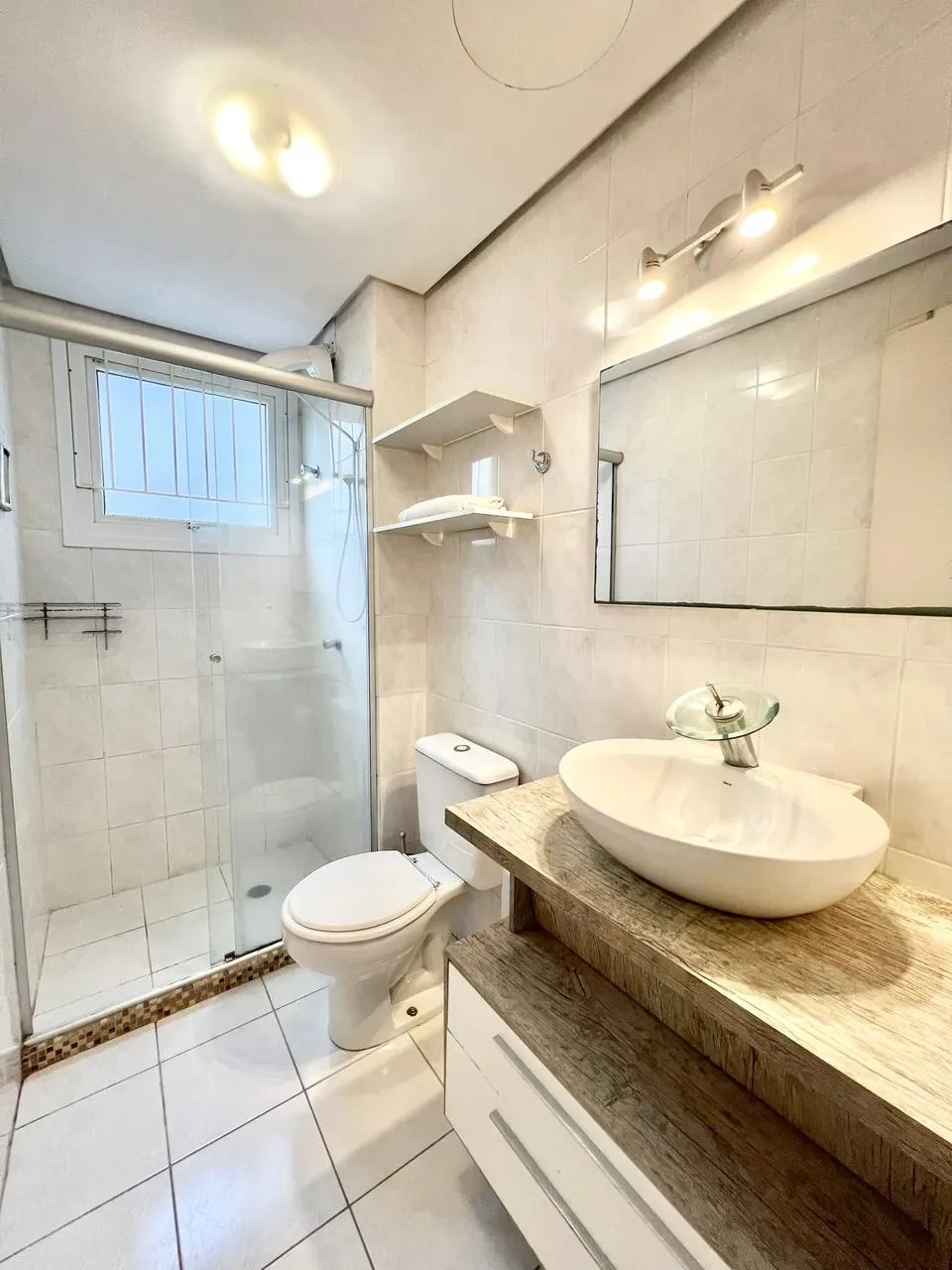 Imagem Apartamento com 2 Quartos à Venda, 60 m² em São Jorge - Novo Hamburgo