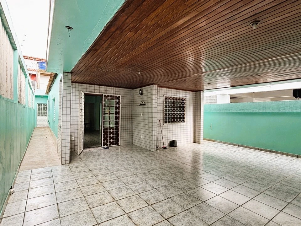 Foto do imóvel: Casa com 3 Quartos à Venda, 131 m² em Flores - Manaus