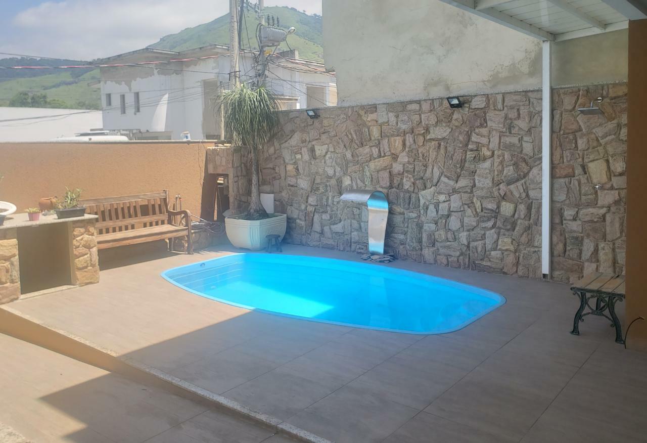 Foto do imóvel: Casa de Condomínio com 3 Quartos à Venda, 248 m² em Campo Grande - Rio de Janeiro