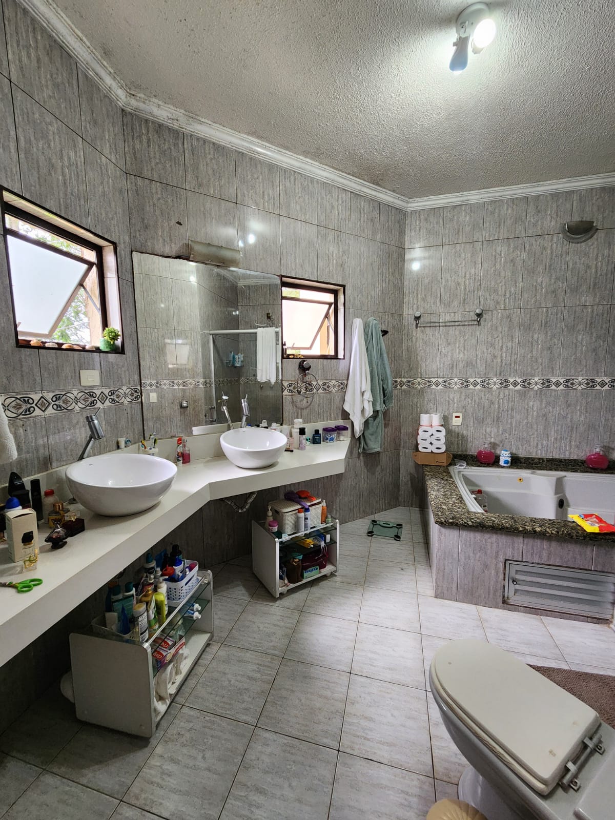 Imagem Casa com 4 Quartos à Venda ou Locação, 43 m²em Jardins (Polvilho) - Cajamar
