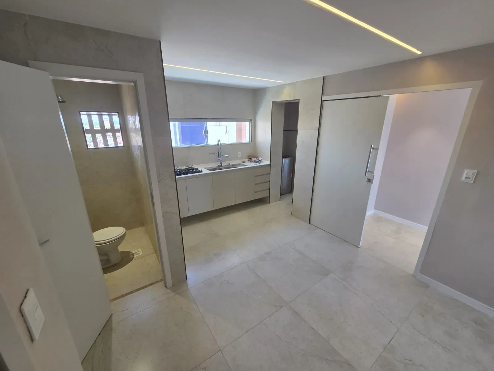 Foto do imóvel: Apartamento com 3 Quartos à Venda, 182 m² em Praia de Iracema - Fortaleza