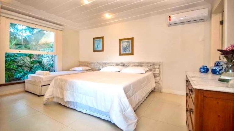 Imagem Casa com 6 Quartos à Venda, 580 m² em Ferradura - Armação dos Búzios