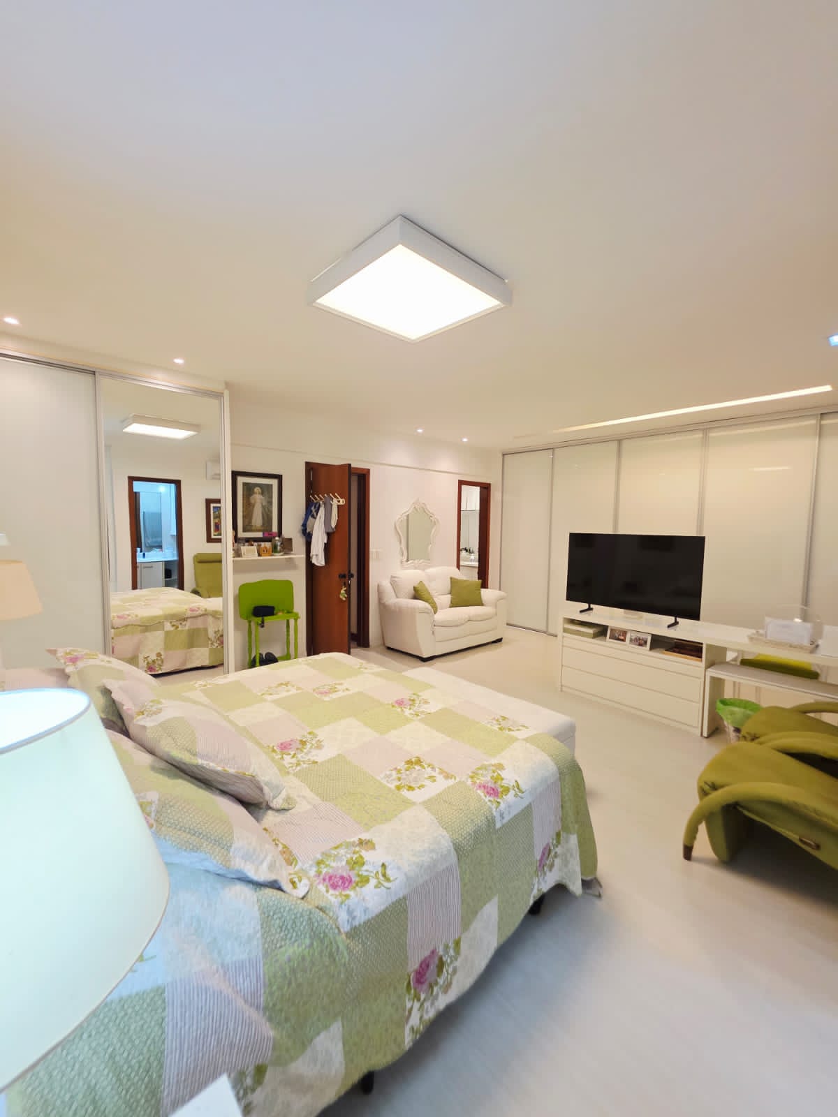 Foto do imóvel: Apartamento com 4 Quartos à Venda, 224 m² em Pituba - Salvador