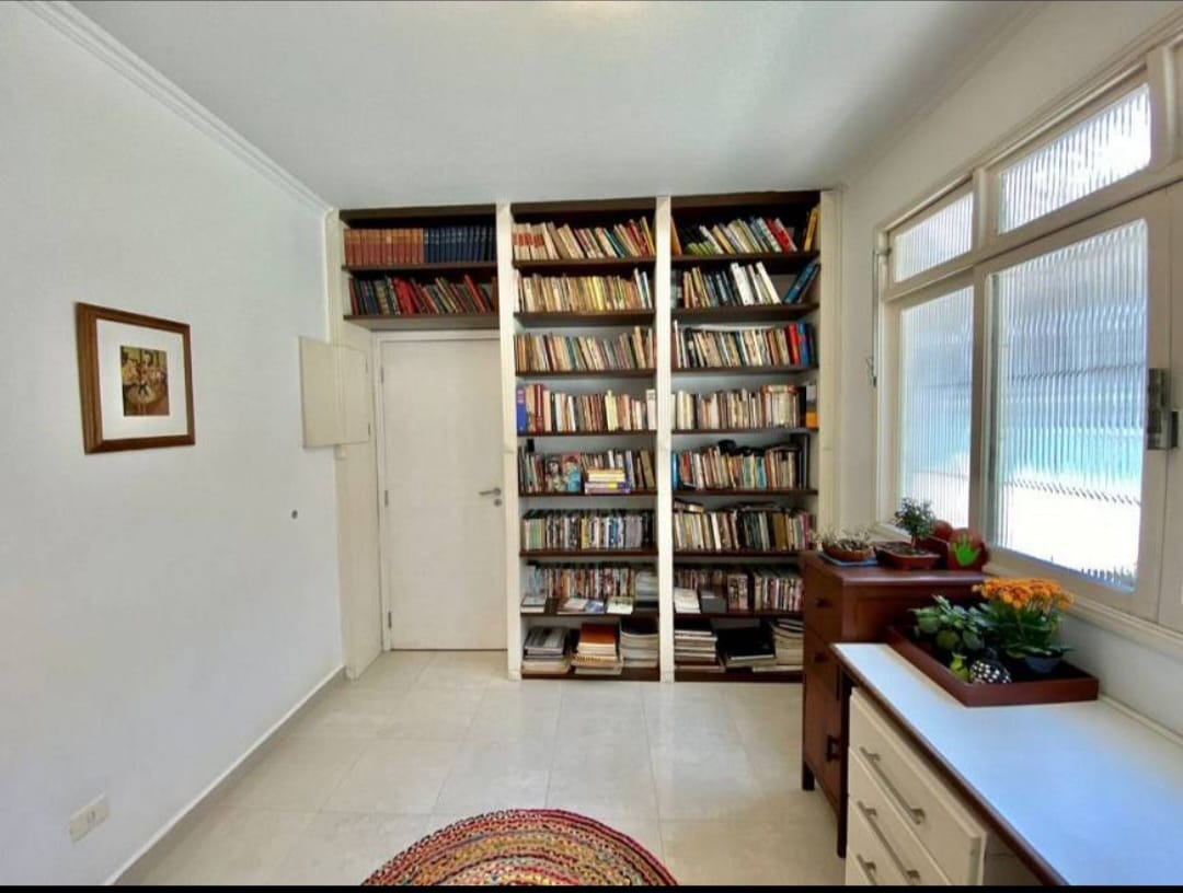 Foto do imóvel: Casa com 3 Quartos à Venda, 229 m²em Ponta da Praia - Santos