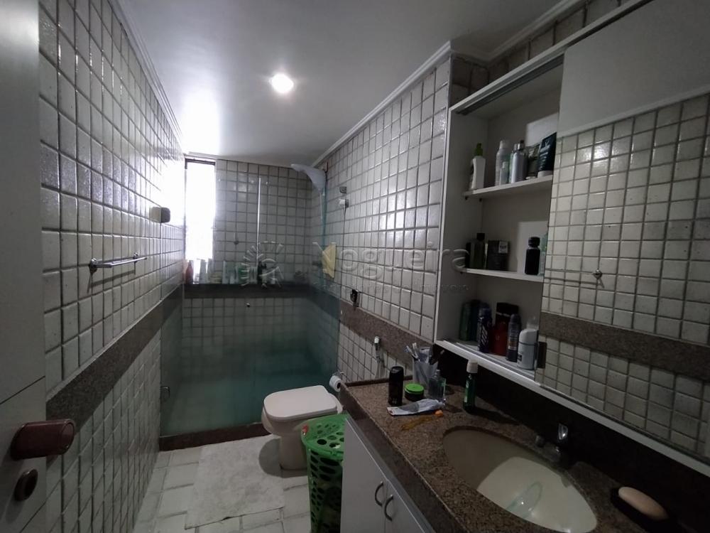 Imagem Apartamento com 4 Quartos à Venda, 393 m²em Casa Amarela - Recife
