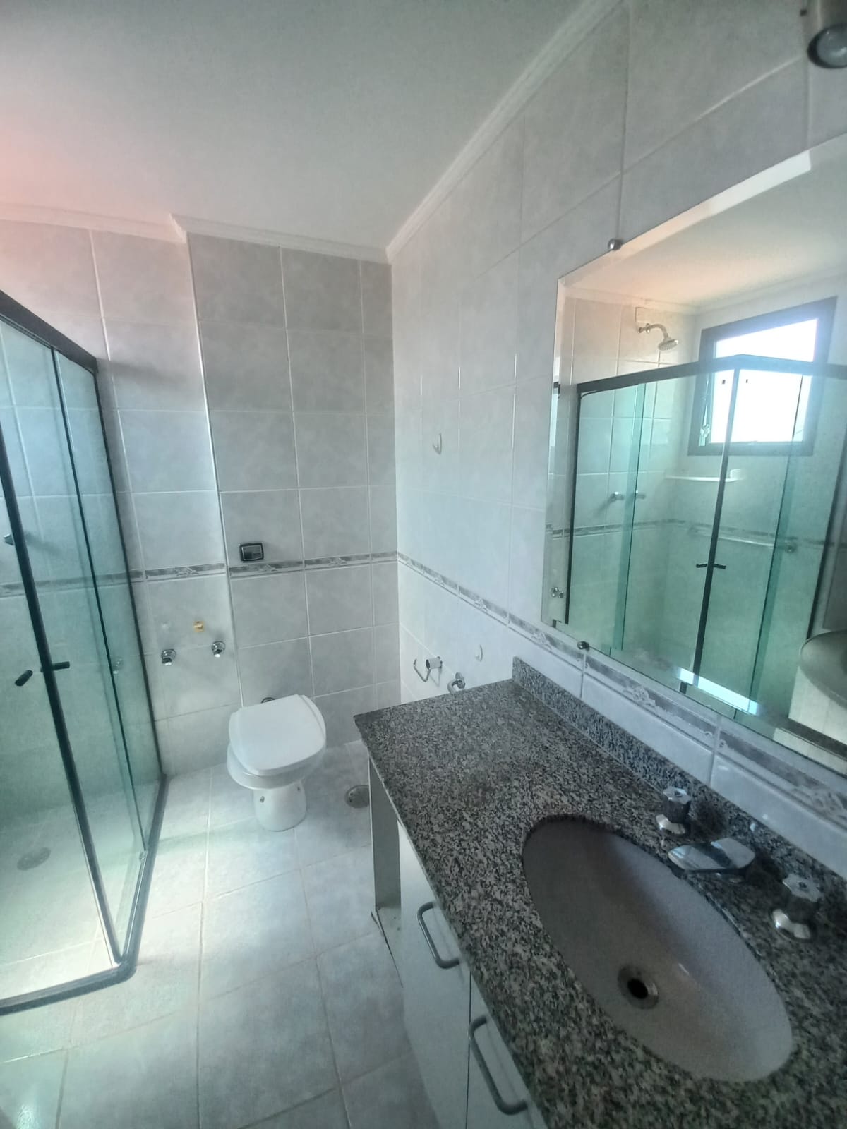 Imagem Apartamento com 3 Quartos à Venda, 132 m²em Cambuí - Campinas