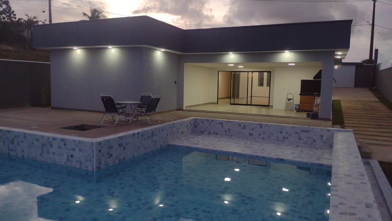 Casa com 4 Quartos à Venda, 210 m²em Chácaras de Porto - Ipojuca