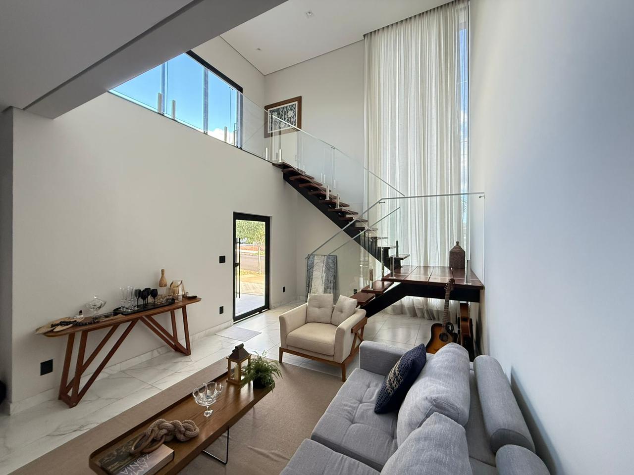 Imagem Casa de Condomínio com 3 Quartos à Venda, 180 m² em Residencial Villa de León - Piratininga