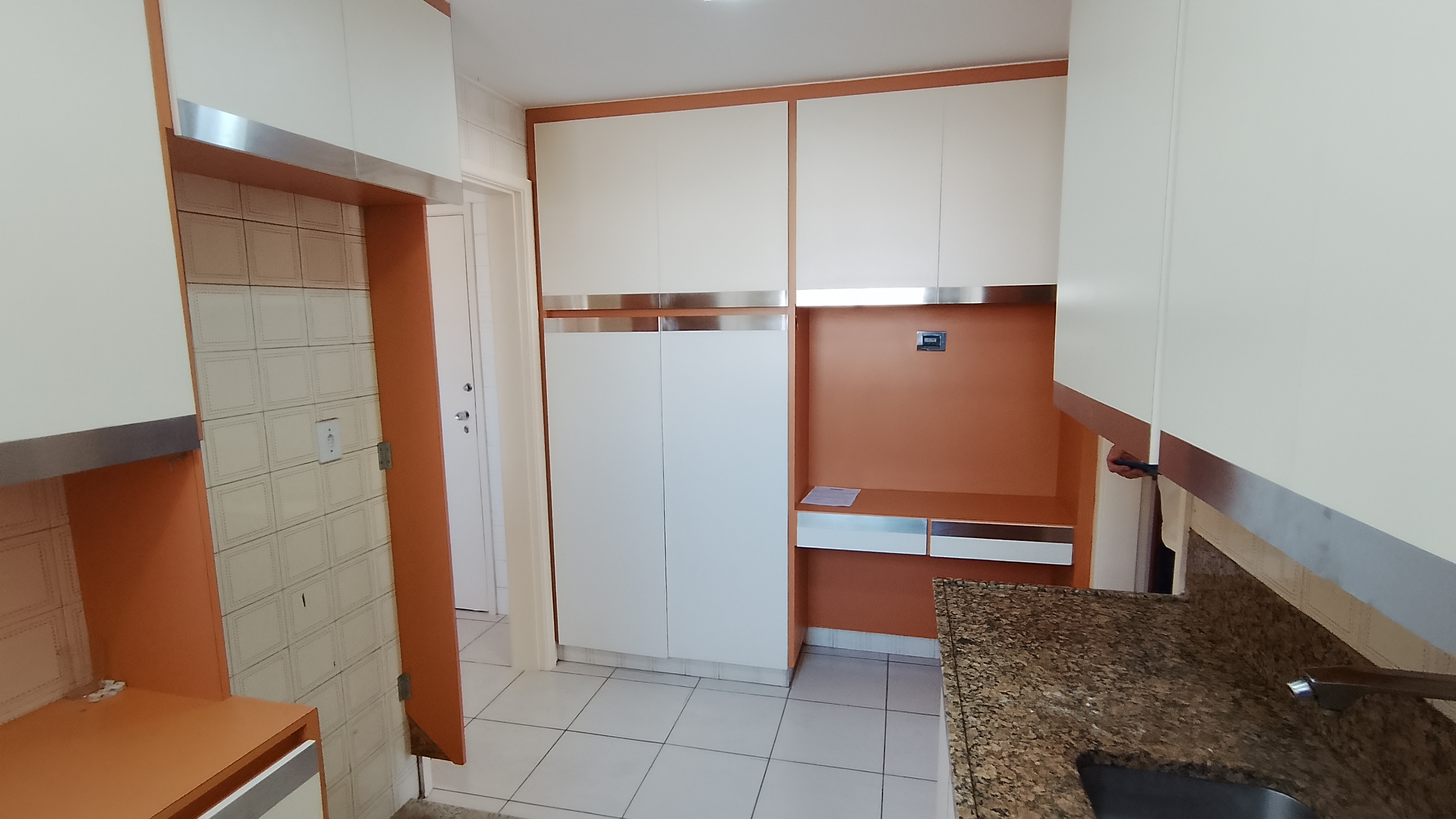 Imagem Apartamento com 3 Quartos à Venda, 120 m² em Centro - Juiz de Fora