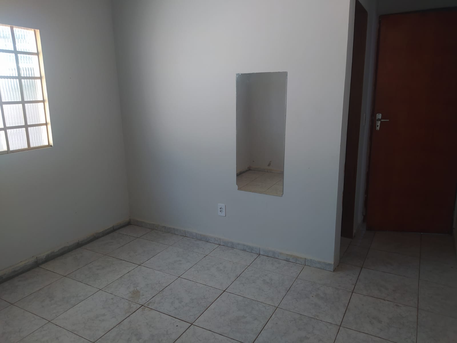 Imagem Casa com 2 Quartos à Venda, 75 m² em Industrial Santo Antônio - Aparecida de Goiânia
