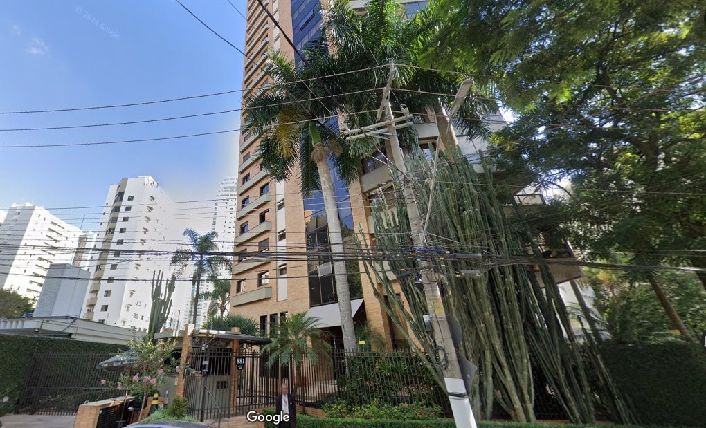 Condomínio Condominio Huascar em São Paulo