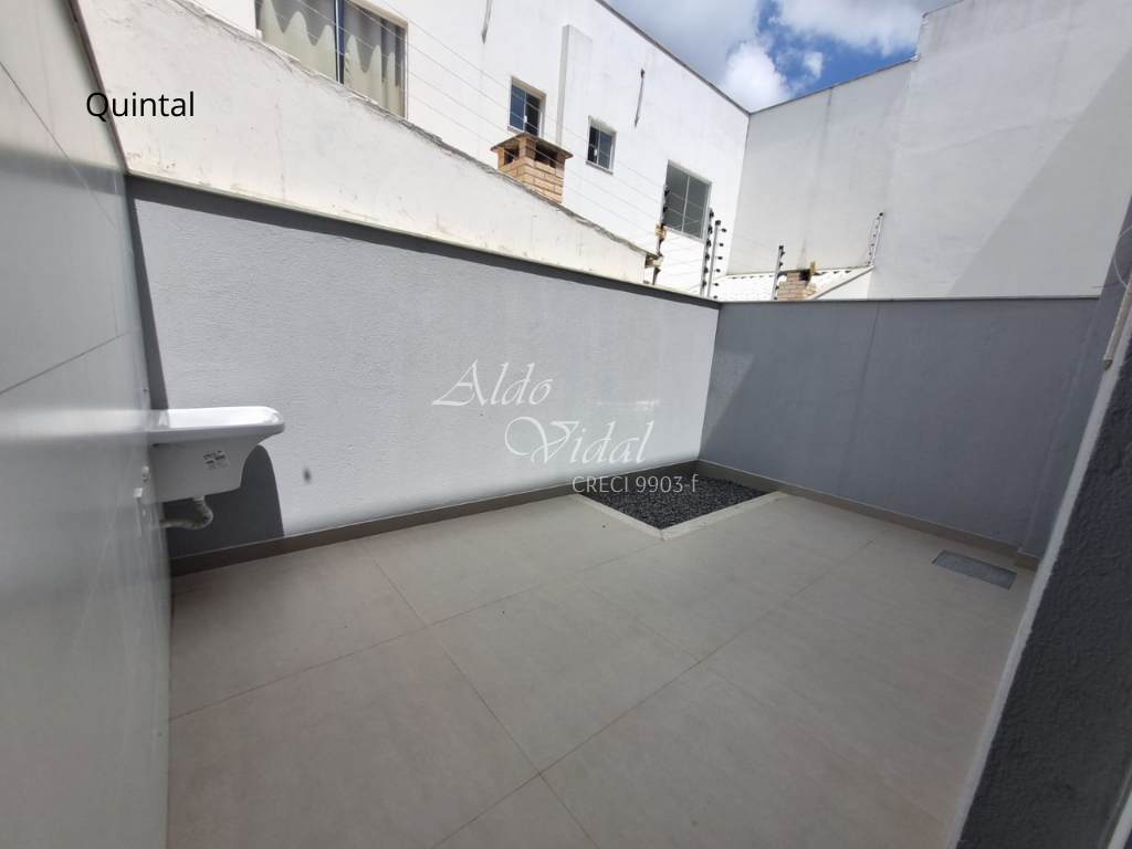 Imagem Casa com 3 Quartos à Venda, 140 m²em Colina de Laranjeiras - Serra