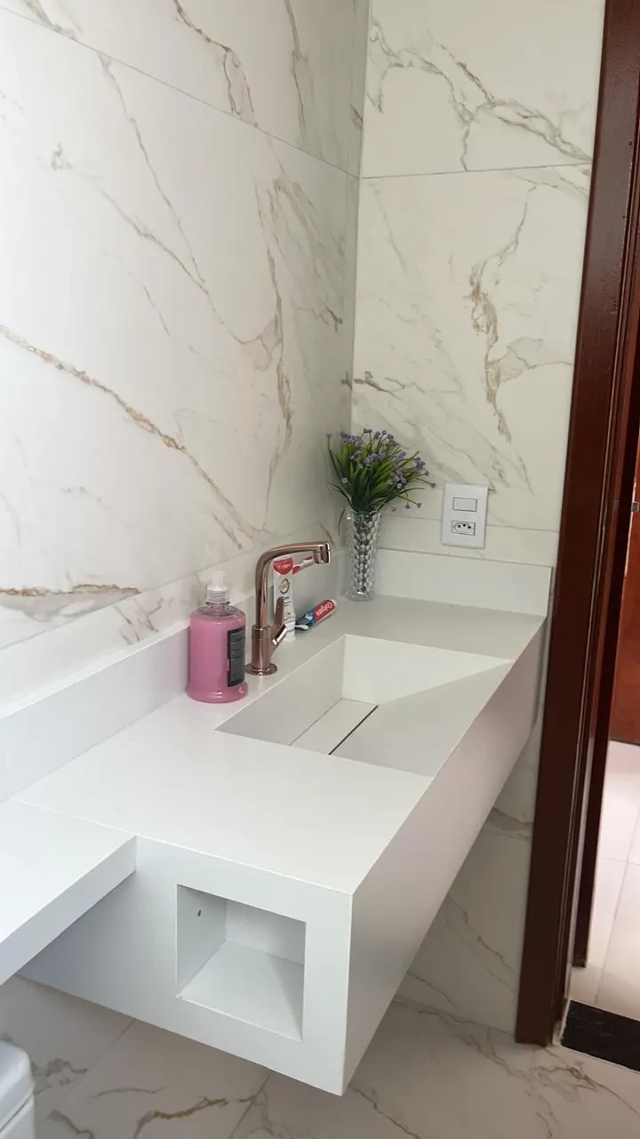 Imagem Cobertura com 4 Quartos para Alugar, 250 m² em Centro-Sul - Cuiabá