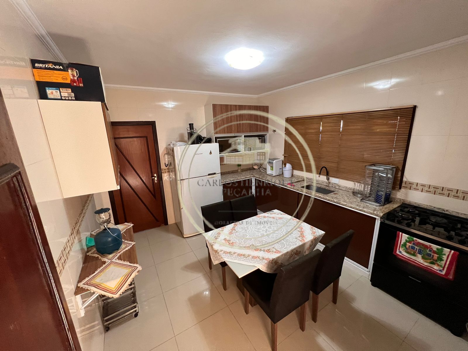 Imagem Casa com 2 Quartos à Venda, 118 m²em Jardim dos Pinheiros - Atibaia