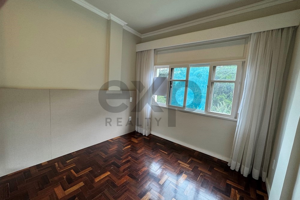 Imagem Apartamento com 2 Quartos à Venda, 46 m² em Itaipava - Petrópolis