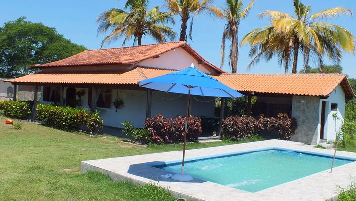 Imagem Chácara com 2 Quartos à Venda, 2.800 m² em Araruama