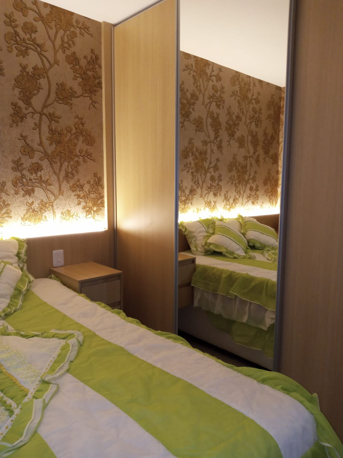Imagem Apartamento com 3 Quartos à Venda, 70 m²em Setor Negrão de Lima - Goiânia