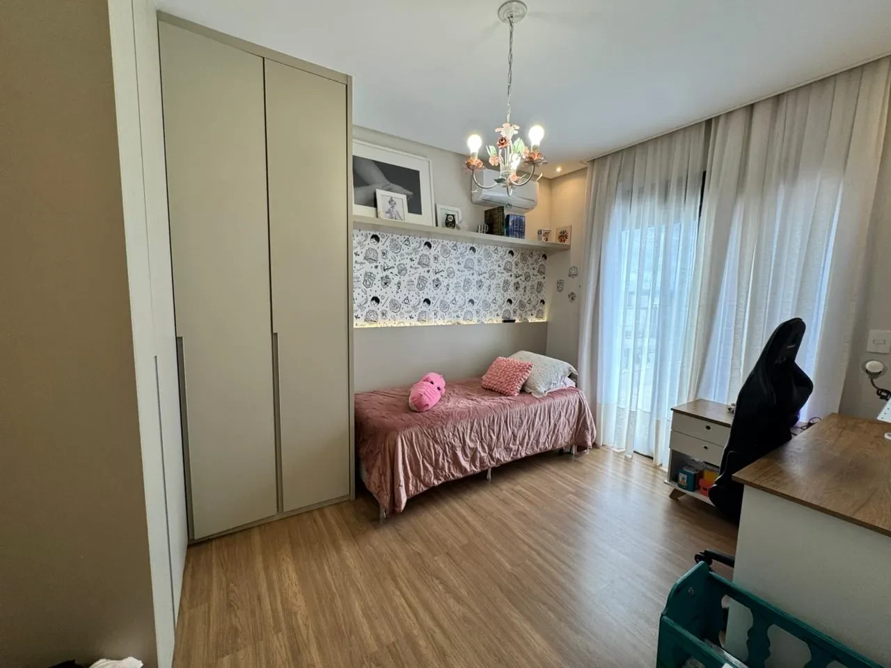 Foto do imóvel: Sobrado com 5 Quartos à Venda, 325 m² em Condomínio Residencial Monaco - São José dos Campos